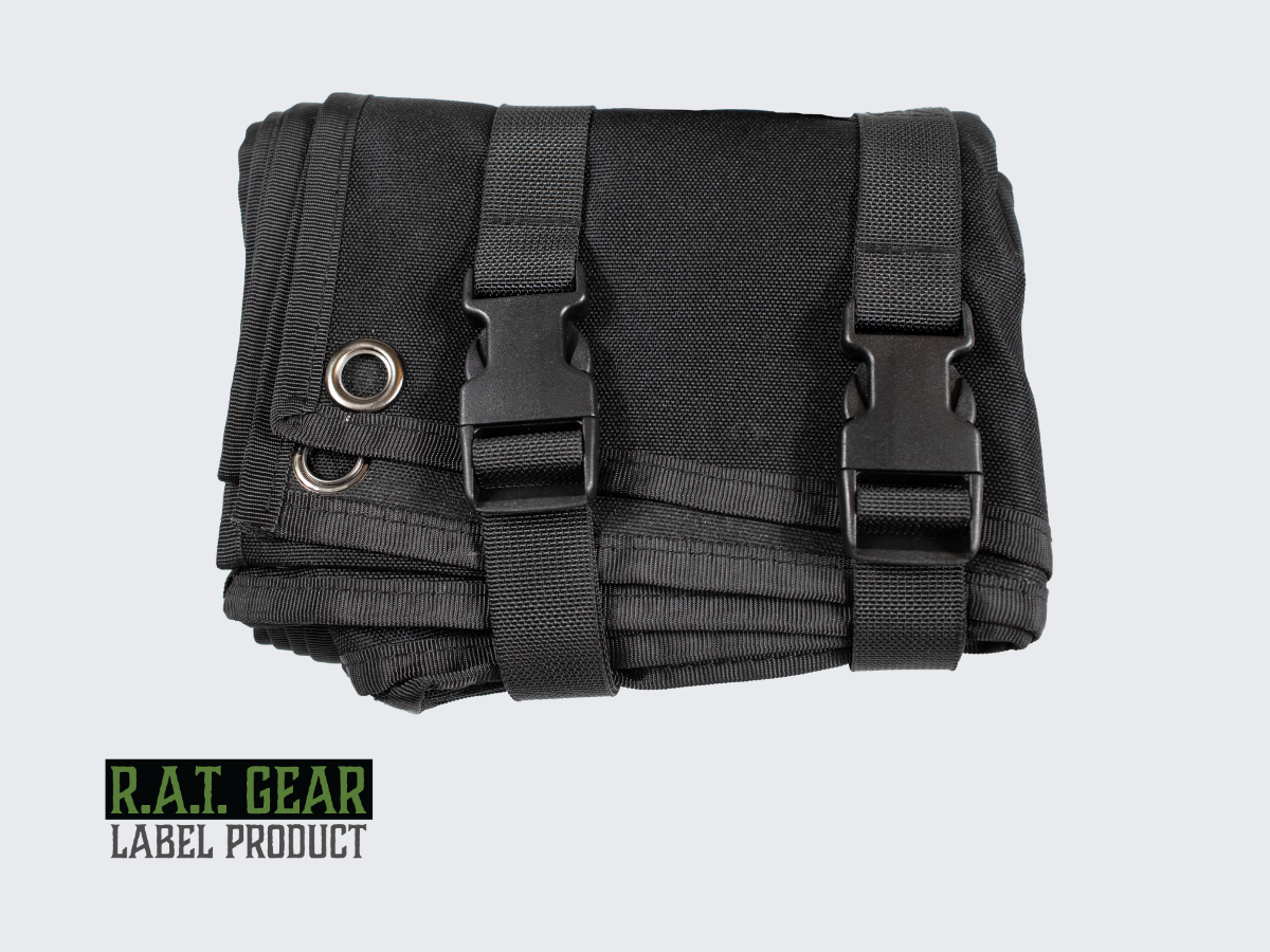Kestävästä Nylonista valmistettu musta R.A.T. GEAR ampumamatto. Durable black nylon R.A.T. GEAR shooting mat.