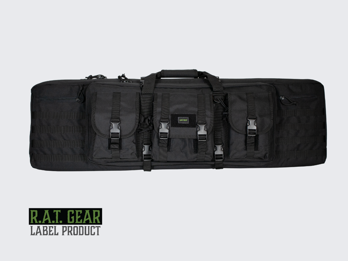Musta aselaukku Raccoon 42 kahdelle max. 105 senttimetriselle aseelle ja kahdelle pistoolille. Black Gun bag Raccoon 42 for two max. 105 cm guns and for two pistols.
