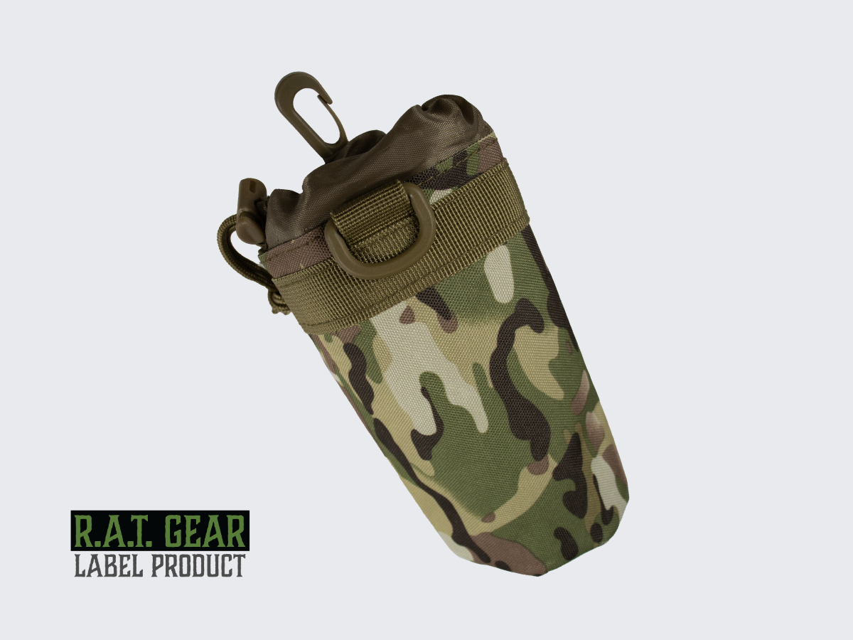 Camo Pattern 0,5L juomapullotasku MOLLE kiinnityksellä PALS nauhoitukseen. Camo Pattern 0,5L tactical water bottle pouch with MOLLE strapping to PALS lacing.
