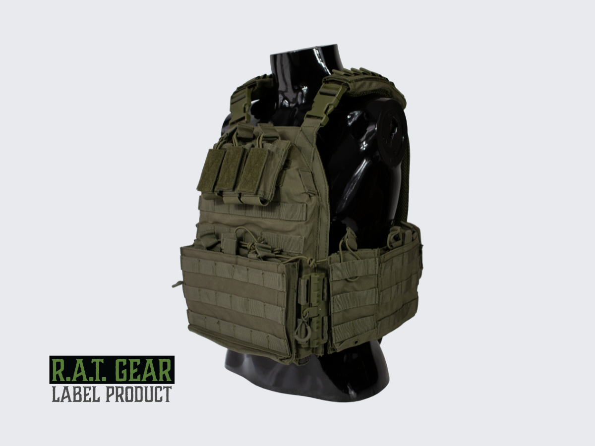 Monipuoliset ja kestävät MOLLE ja PALS yhteensopivat vihreät Plate Carrier VT-1 taisteluliivit. Versatile and durable MOLLE and PALS compatible green Plate Carrier VT-3 combat vest.