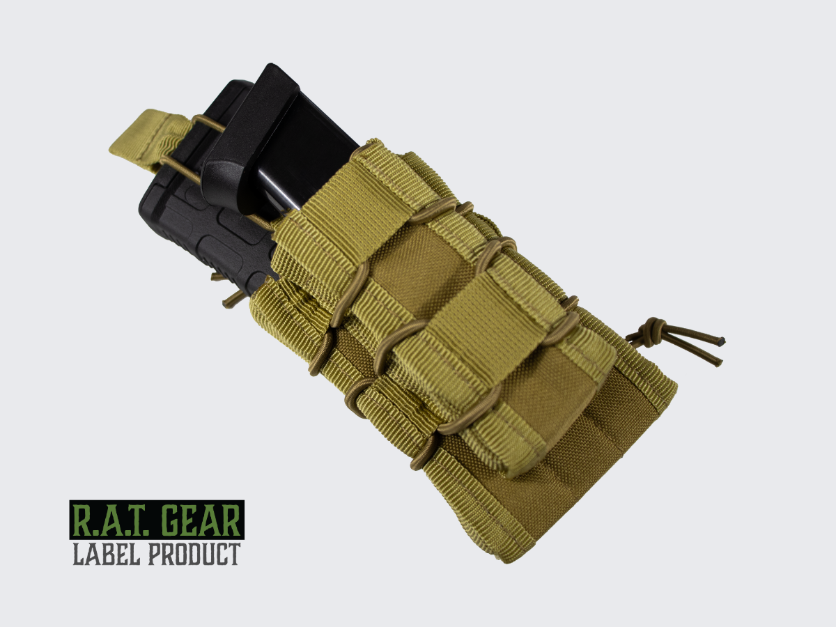 Tan värinen nylonista valmistettu lipastasku kiväärin ja pistoolin lippaalle kiristysnarulla. Tan colored nylon magazine pouch for rifle and pistol magazines with drawstring.