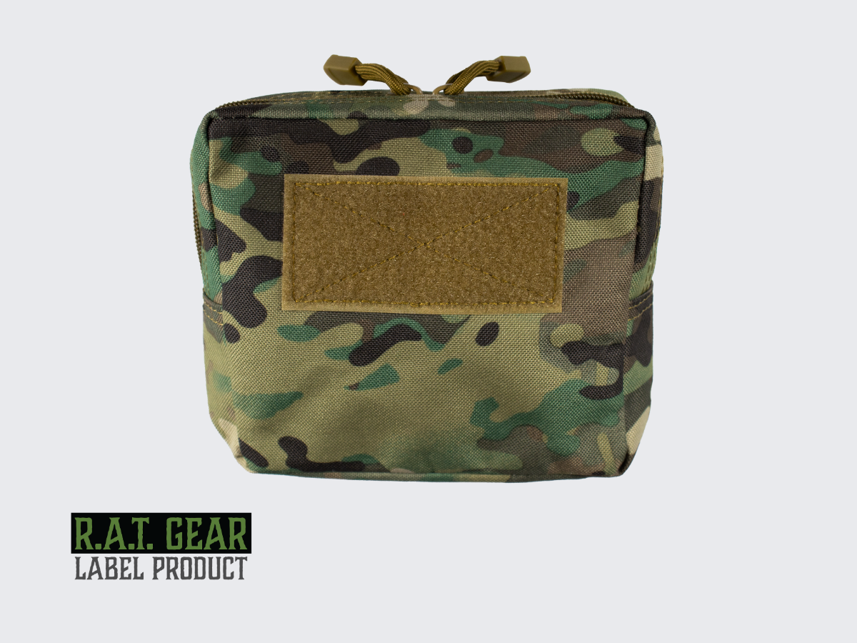 Camo Pattern varustetasku RG-14. Kiinnitys helposti ja nopeasti PALS-nauhoitukseen kahdella MOLLE-hihnalla. Camo Pattern tactical pouch RG-14. Easy and quick attachment to PALS strapping with two MOLLE straps.