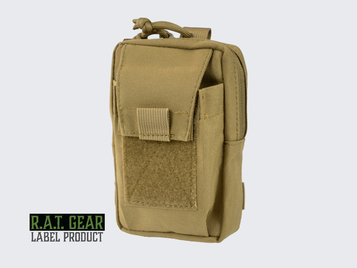 Hiekan värinen RG-16 varustetasku reppuun tai taisteluvyölle