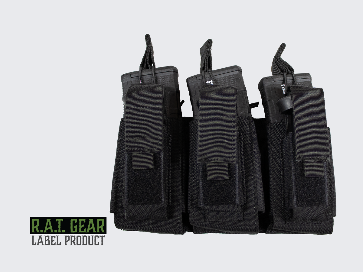 Musta lipastasku 3+3 kiväärin ja pistoolin lippaille taisteluvyölle tai taisteluliiviin. Black magazine pouch for 3+3 rifle and pistol magazines for combat belt or combat vest.