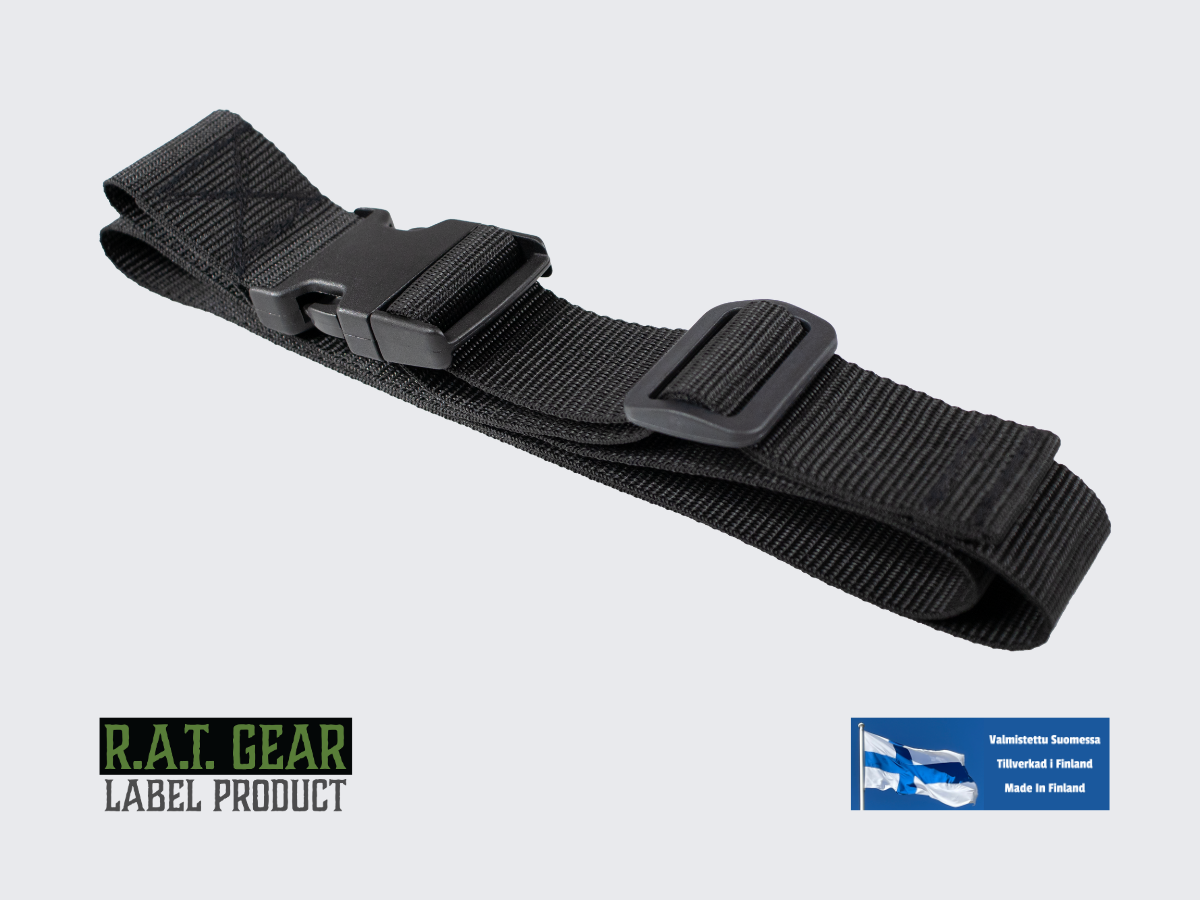 Musta nylon remmi / vyö pikalukitussoljella. Svart rem / Bälte med Snabbspänne. Black Strap / Belt with Quick-Release Buckle.