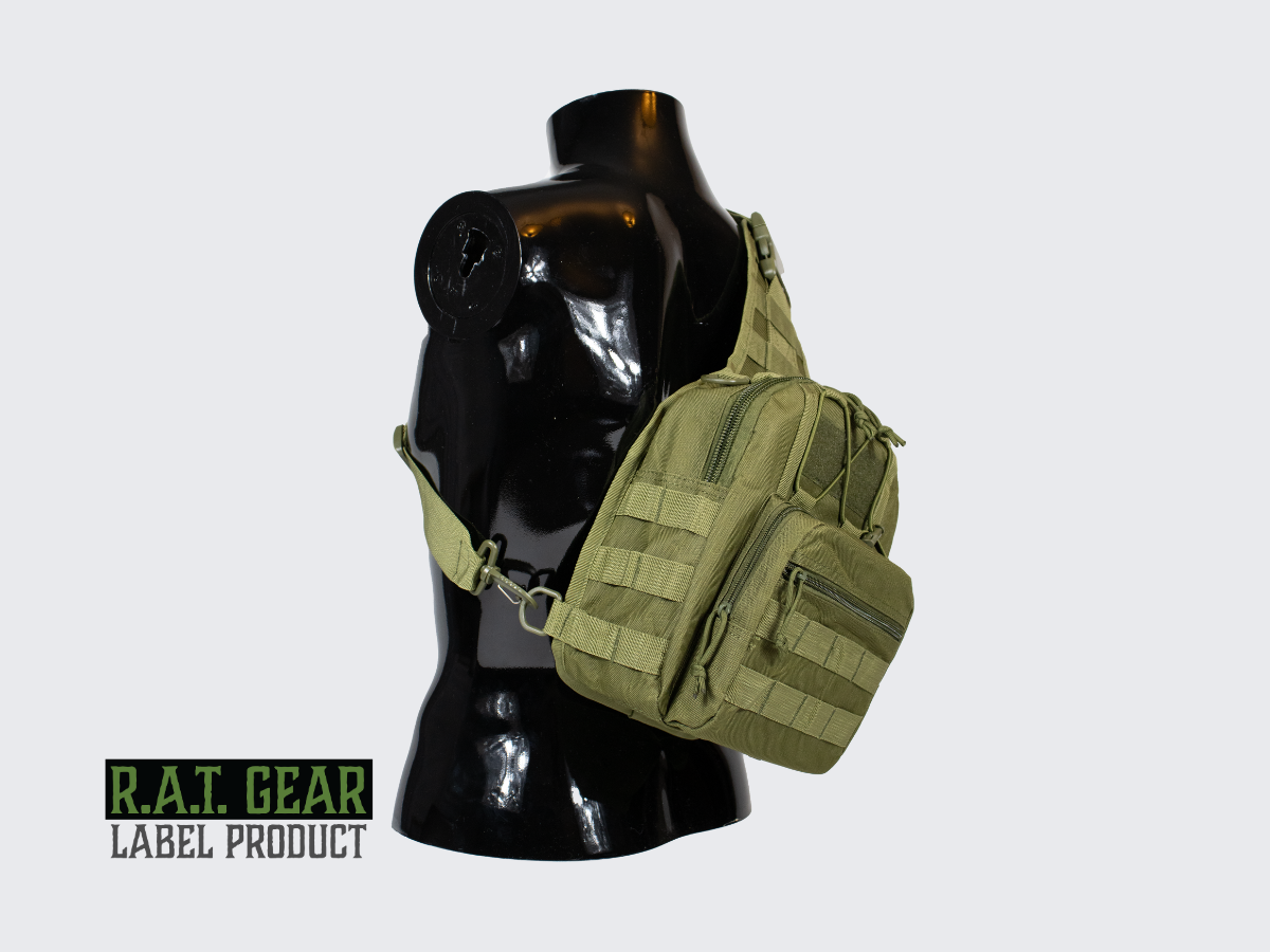 Vihreä pienikokoinen 6 litran olkareppu jokapäiväiseen käyttöön. Green compact 6 liter sling bag for everyday use.