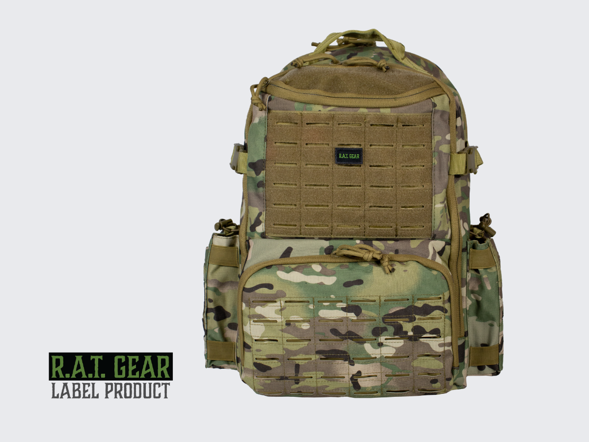 Monipuolinen, erittäin laadukas ja kestävä Camo kuvioinen Ranger 40 päiväreppu / läppärireppu jokapäiväiseen käyttöön. Versatile, very high-quality and durable Camo pattern Ranger 40 daypack / laptop backpack for everyday use.