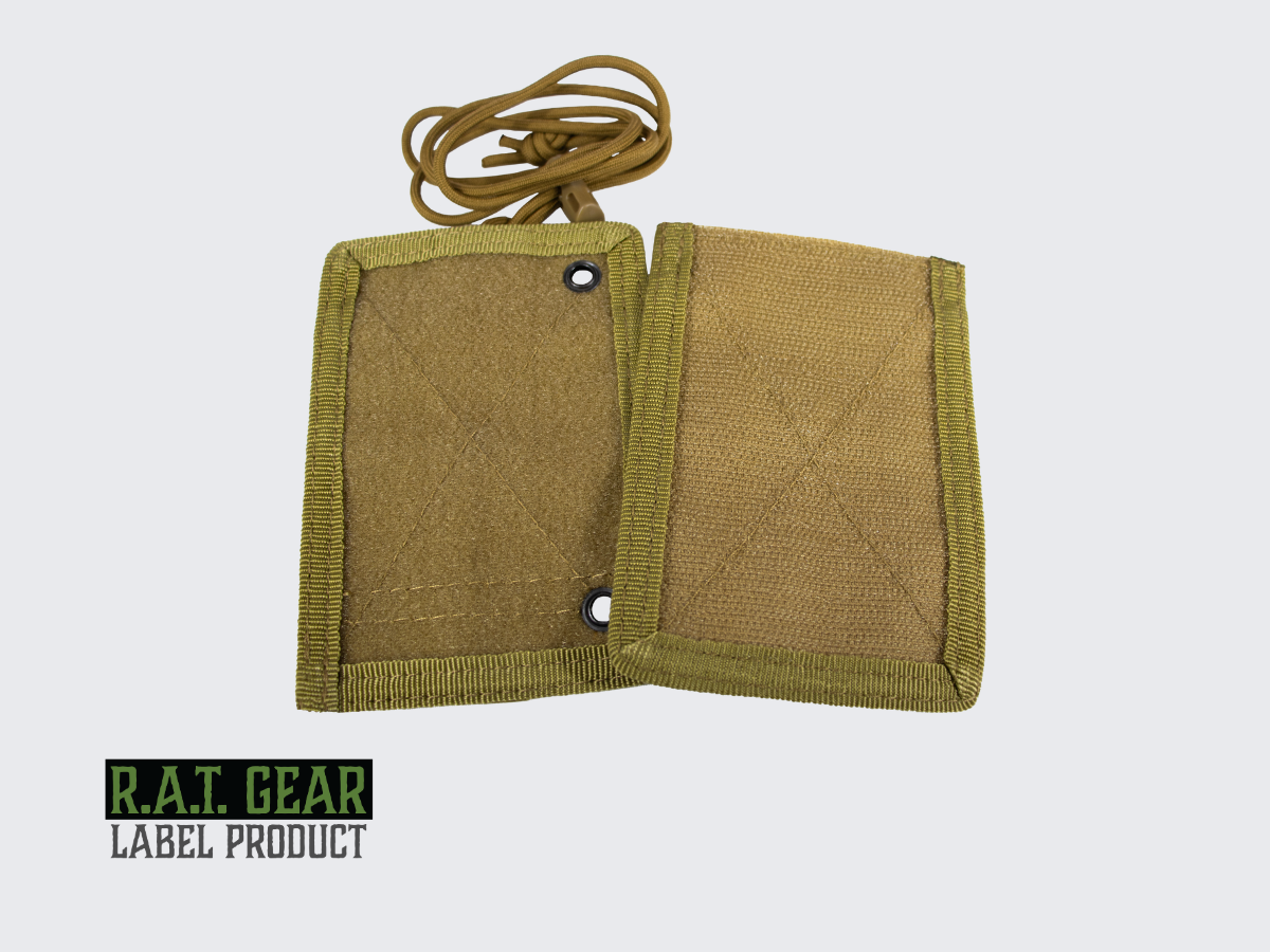 Taktinen kaulassa pidettävä korttitasku esimerkiksi henkilökorteille, pankki- ja luottokorteille. Tactical ID card pouch around the neck for e.g. identity cards, bank and credit cards.