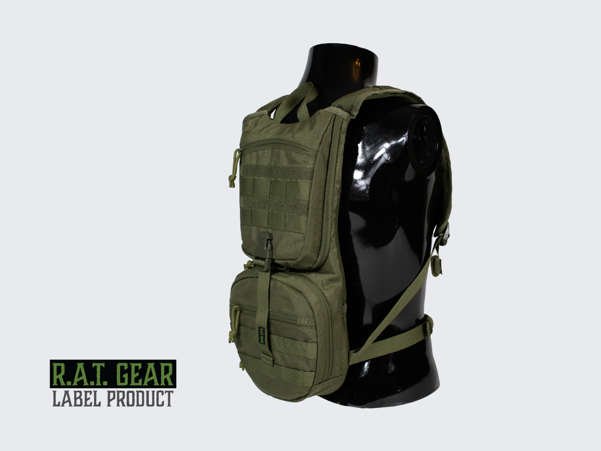 Monipuolinen vihreä Juomareppu HYDRA 2.5 kaikille luonnossa liikkuville ja urheileville ihmisille. Versatile green Hydration backpack HYDRA 2.5 for all people who move in nature and do sports.