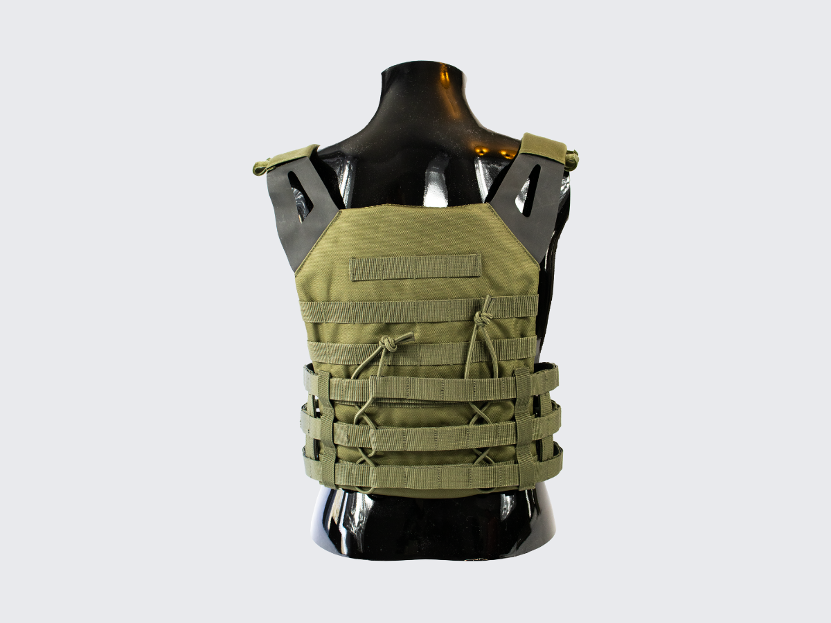 Jämäkkä ja kestävä OD vihreä Plate Carrier. Sturdy and Durable OD green colored Plate Carrier.