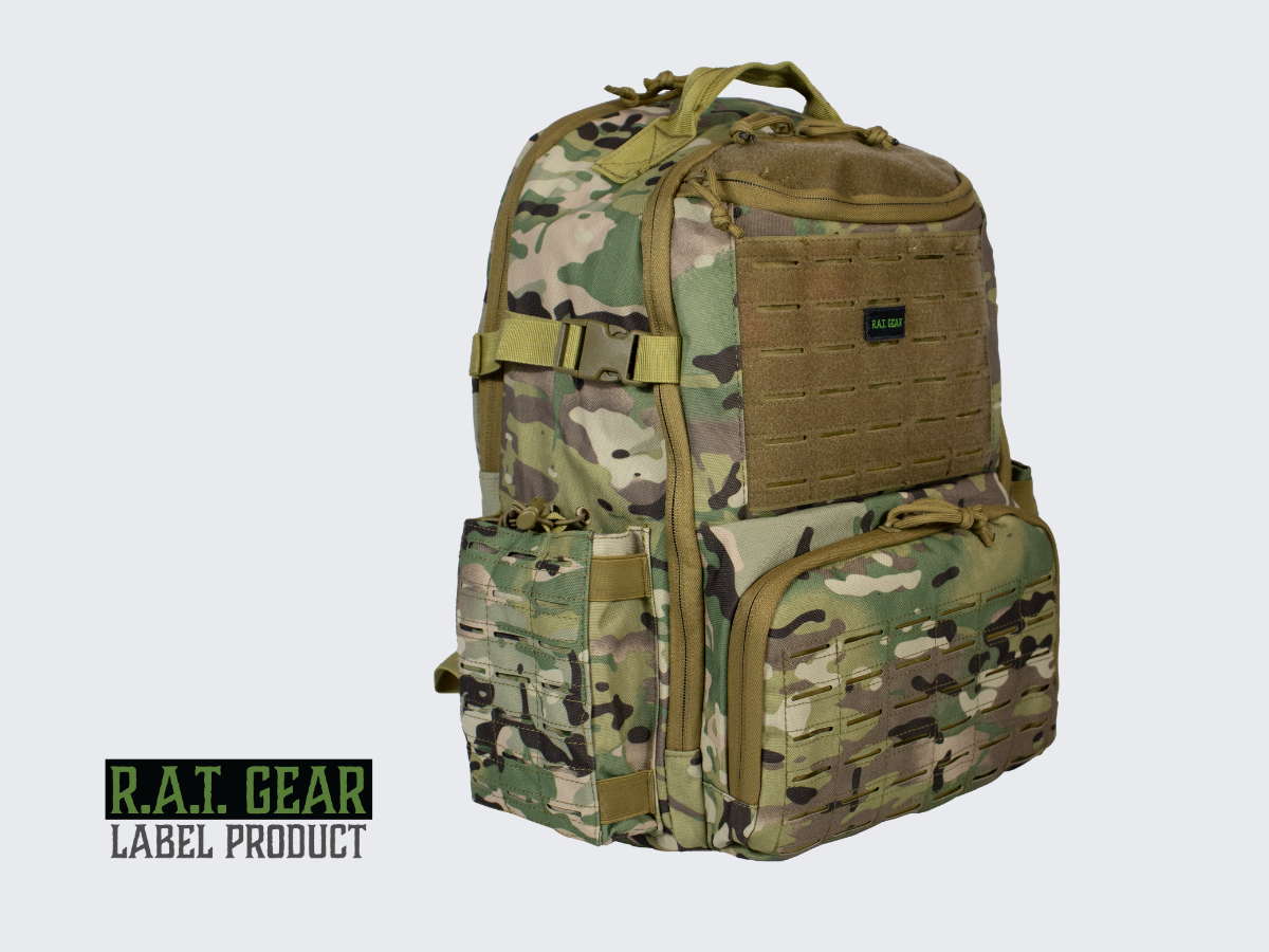 Monipuolinen, erittäin laadukas ja kestävä Camo kuvioinen Ranger 40 päiväreppu / läppärireppu jokapäiväiseen käyttöön. Versatile, very high-quality and durable Camo pattern Ranger 40 daypack / laptop backpack for everyday use.