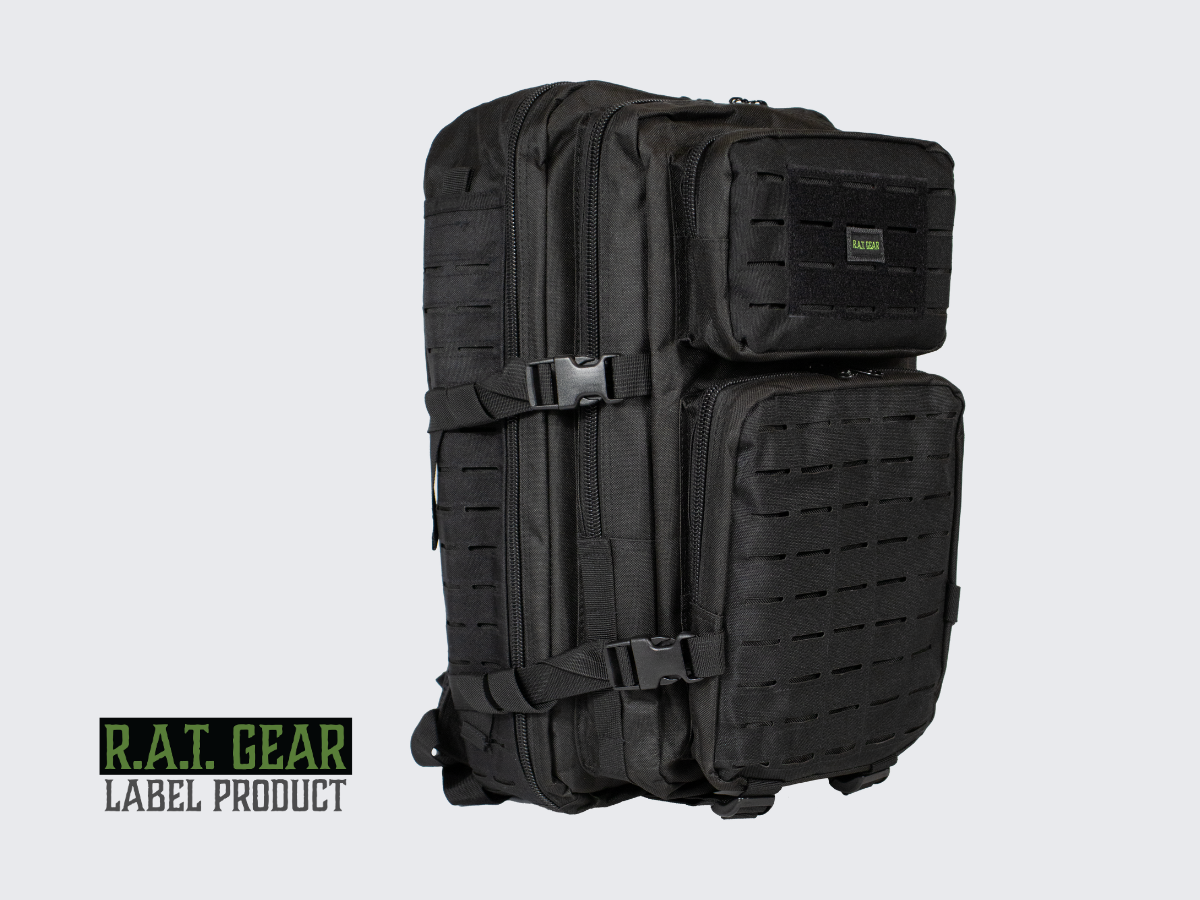 Monipuolinen ja kestävä musta FMJ LaserCut 40L rynnäkköreppu jokapäiväiseen käyttöön. Versatile and durable black FMJ LaserCut 40L assault backpack for everyday use.