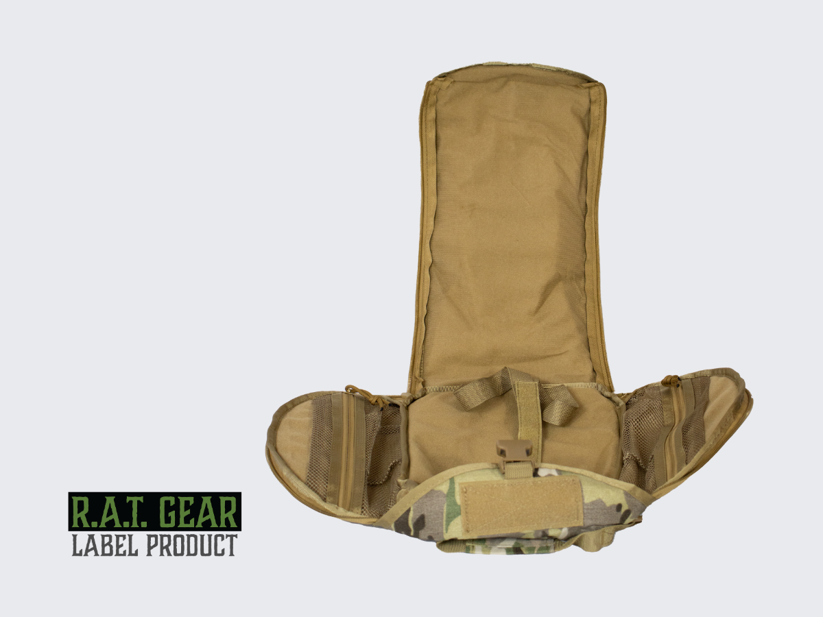 Tilava ja kestävä Camo kuvioinen pehmustettu taktinen kypärälaukku MOLLE-kiinnityksellä PALS nauhoitukseen. Spacious and durable Camo pattern padded tactical helmet bag with MOLLE attachment for PALS lacing.