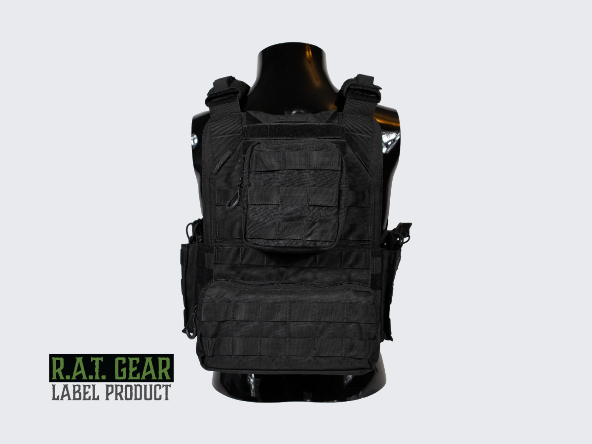 Monipuoliset ja kestävät MOLLE ja PALS yhteensopivat mustat Plate Carrier VT-1 taisteluliivit. Versatile and durable MOLLE and PALS compatible black Plate Carrier VT-3 combat vest.