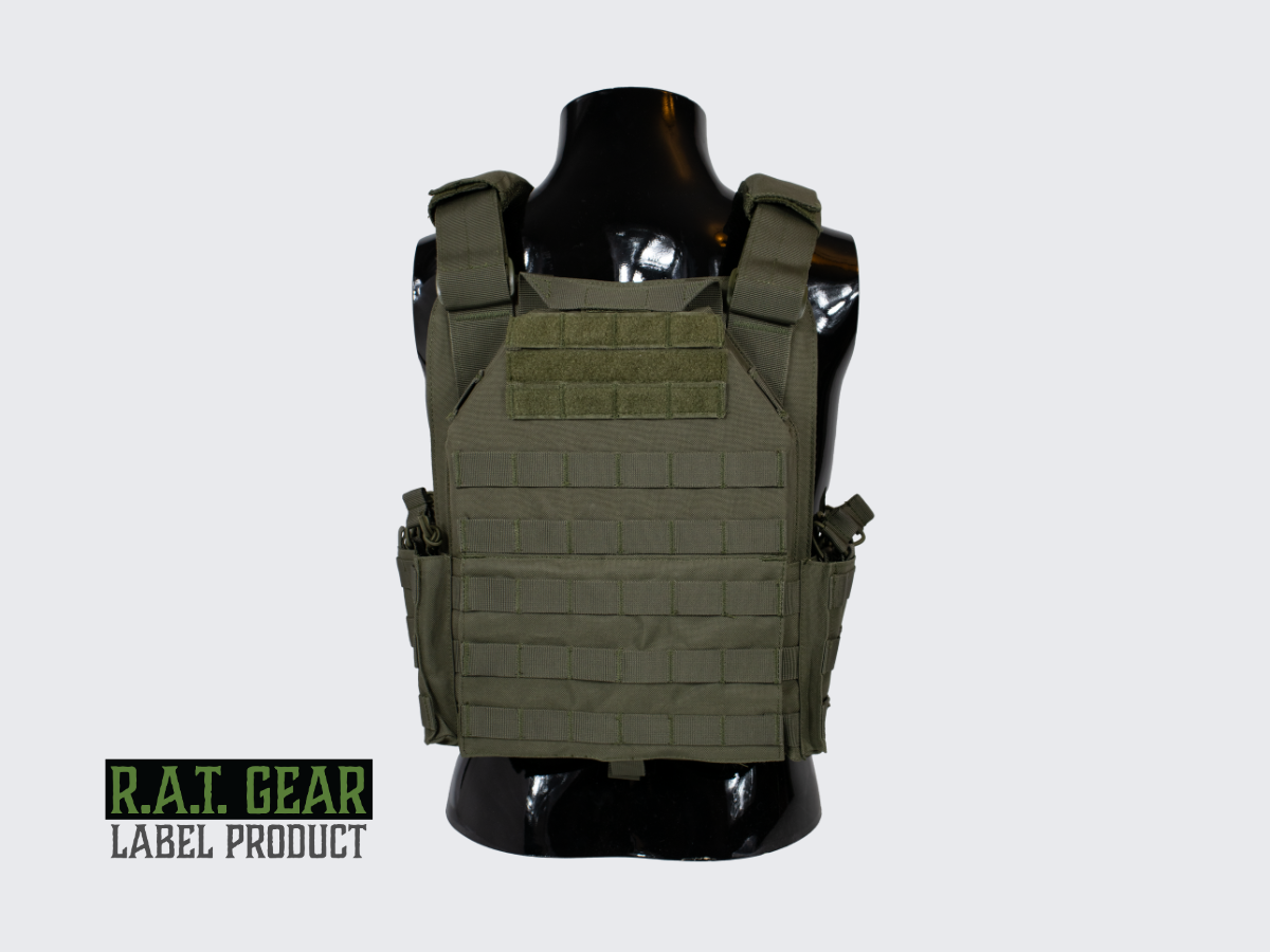 Monipuoliset ja kestävät MOLLE ja PALS yhteensopivat Plate Carrier VT-3 vihreät taisteluliivit. Versatile and durable MOLLE and PALS compatible Plate Carrier VT-3 green combat vest.
