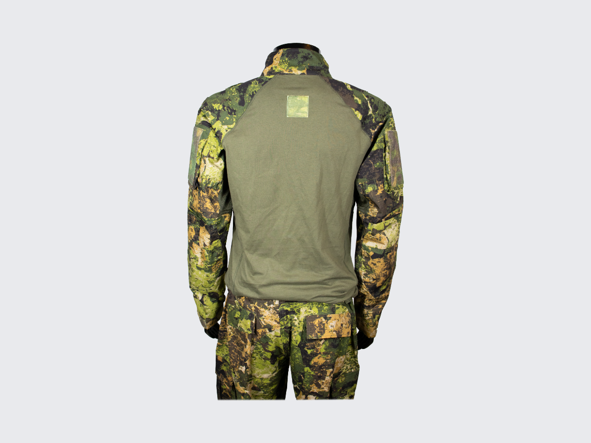 Taktinen Kenttäpaita modernilla Phantomleaf®in WASP I Z3A kuviolla, taskuilla ja Hook & Loop paneeleilla. Tactical Field Shirt with modern Phantomleaf® WASP I Z3A pattern, pockets and Hook & Loop panels.