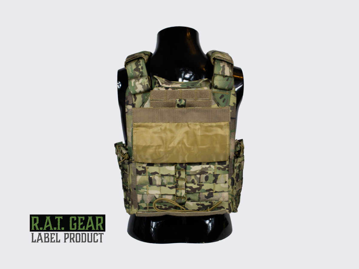 Monipuoliset ja kestävät MOLLE ja PALS yhteensopivat Plate Carrier VT-3 camo kuvioiset taisteluliivit. Versatile and durable MOLLE and PALS compatible Plate Carrier VT-3 camo patterned combat vest.