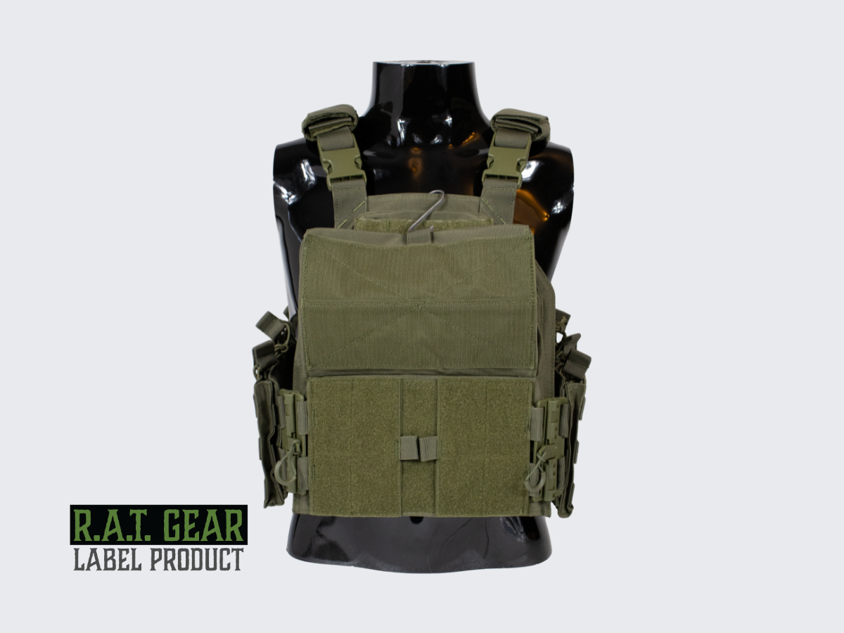 Monipuoliset ja kestävät MOLLE ja PALS yhteensopivat Plate Carrier VT-3 vihreät taisteluliivit. Versatile and durable MOLLE and PALS compatible Plate Carrier VT-3 green combat vest.