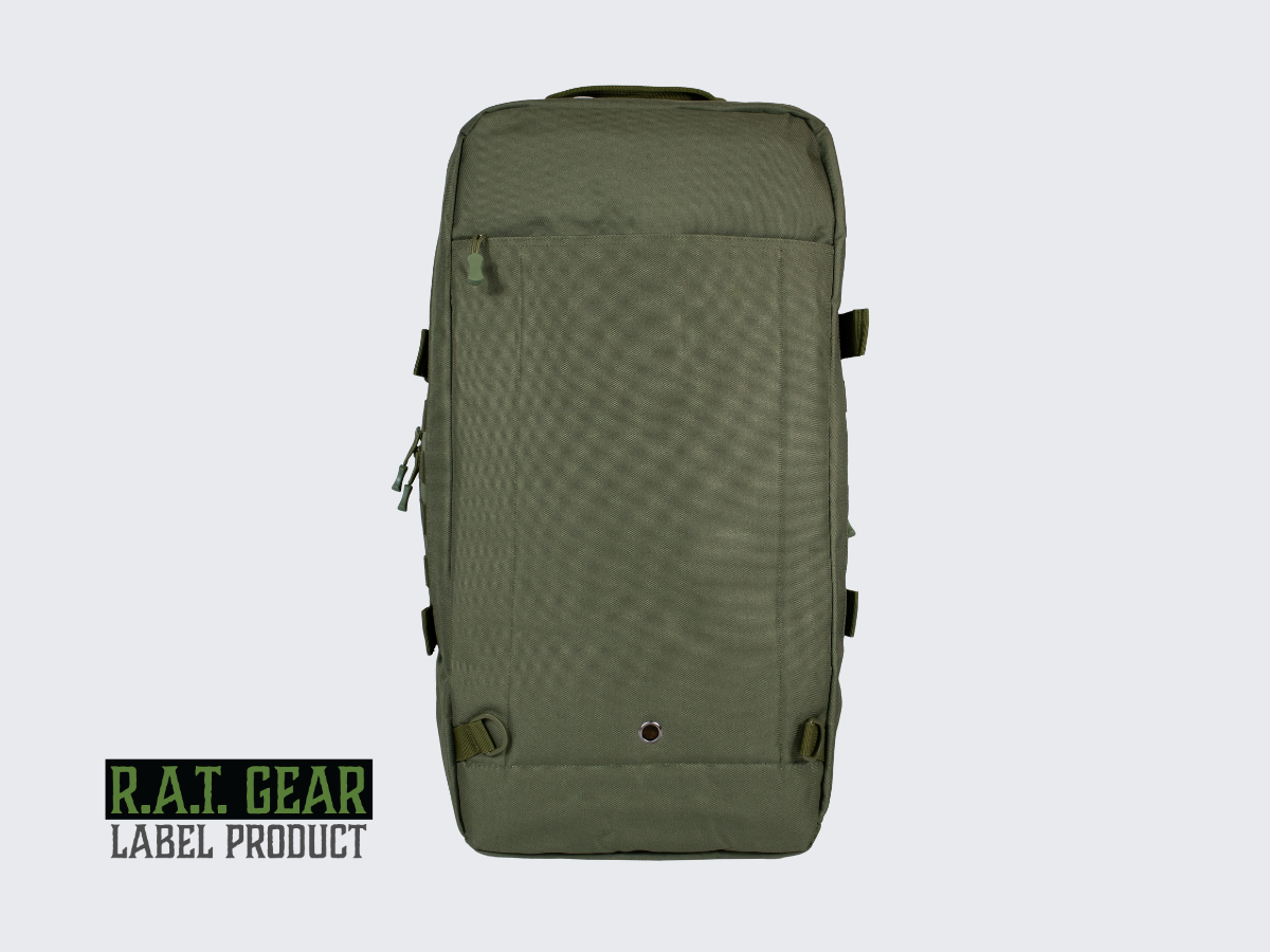 Vihreä monipuolinen ja muunneltava treenikassi / reppu. Grön, mångsidig och anpassningsbar träningsväska / ryggsäck. Green versatile and customizable training bag / backpack.