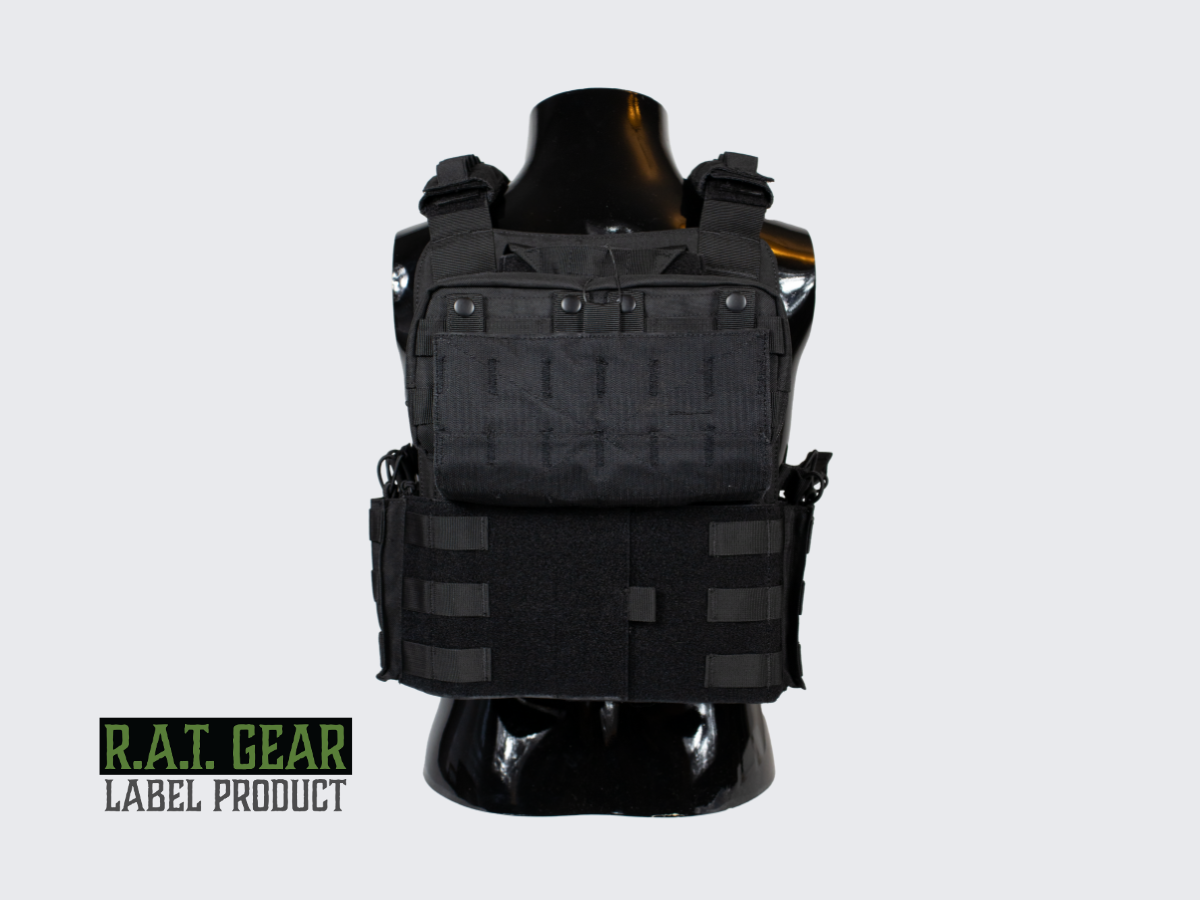 Monipuoliset ja kestävät MOLLE ja PALS yhteensopivat mustat Plate Carrier VT-1 taisteluliivit. Versatile and durable MOLLE and PALS compatible black Plate Carrier VT-3 combat vest.