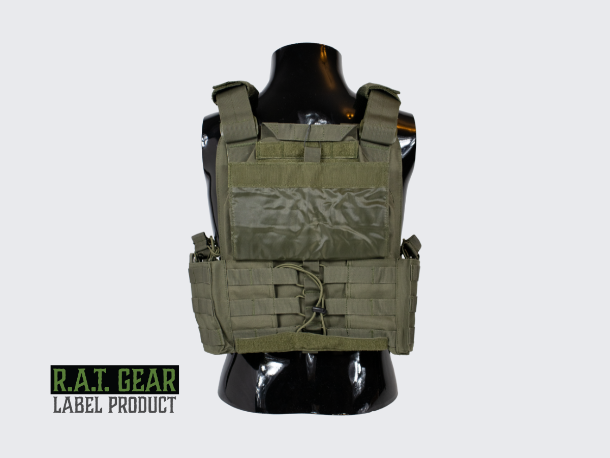 Monipuoliset ja kestävät MOLLE ja PALS yhteensopivat Plate Carrier VT-3 vihreät taisteluliivit. Versatile and durable MOLLE and PALS compatible Plate Carrier VT-3 green combat vest.