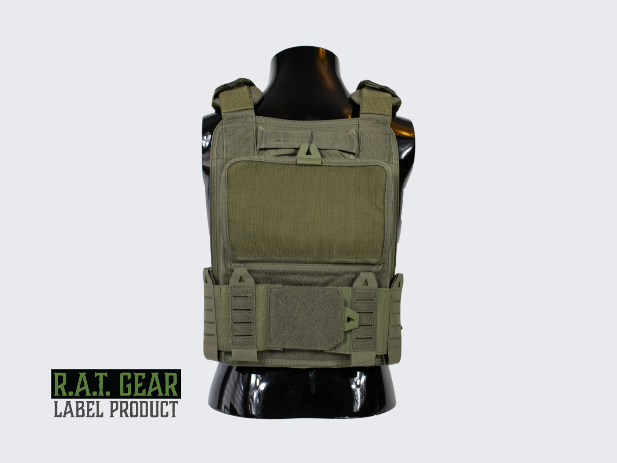 Monipuoliset ja kestävät MOLLE ja PALS yhteensopivat vihreät Plate Carrier VT-A taisteluliivit. Versatile and durable MOLLE and PALS compatible green Plate Carrier VT-A combat vest.