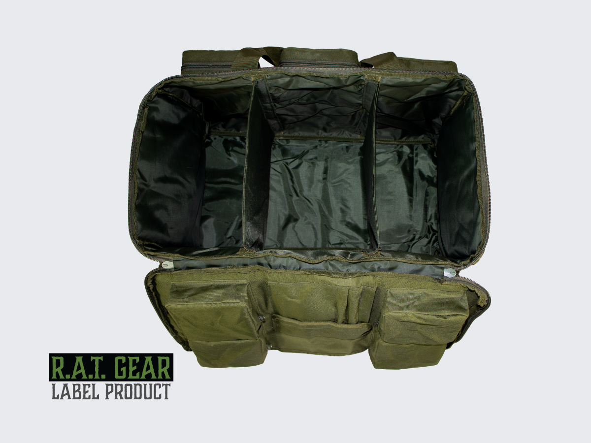 Vihreä 60 litrainen ratalaukku / keikkalaukku. Grön 60 liter Skyttebag / Utrustningsväska. Green 60 liter Range Bag / Gear Bag.