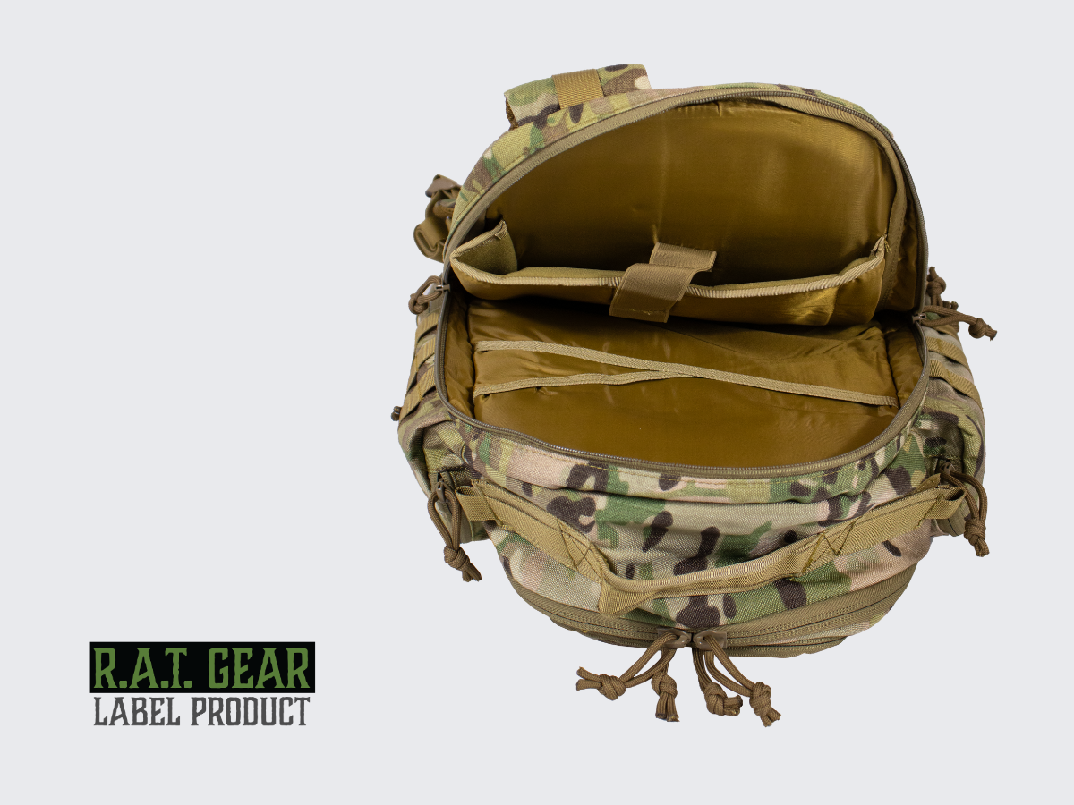 Monipuolinen, erittäin laadukas ja kestävä CORDURA® Multicam kankaasta valmistettu päiväreppu / läppärireppu jokapäiväiseen käyttöön, ratalaukuksi tai vaikka opiskeluun. A versatile, high-quality and durable daypack / laptop backpack made of CORDURA® Multicam fabric for everyday use, as a track bag or even for studying.