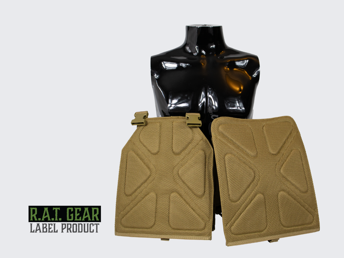 Monipuoliset ja kestävät MOLLE ja PALS yhteensopivat Plate Carrier VT-3 hiekan väriset taisteluliivit. Versatile and durable MOLLE and PALS compatible Plate Carrier VT-3 tan colored combat vest.