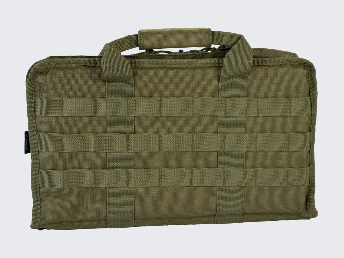 OD vihreä aselaukku kahdelle pistoolille, lippaille sekä muille tarvikkeille. OD green cun case for two pistols, pistol magazines and other equipments.