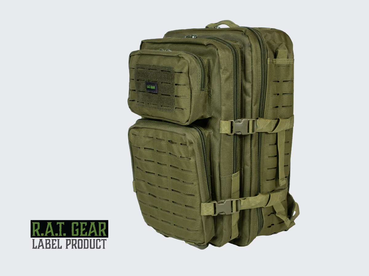 Monipuolinen ja kestävä vihreä FMJ LaserCut 40L rynnäkköreppu jokapäiväiseen käyttöön. Versatile and durable green FMJ LaserCut 40L assault backpack for everyday use.