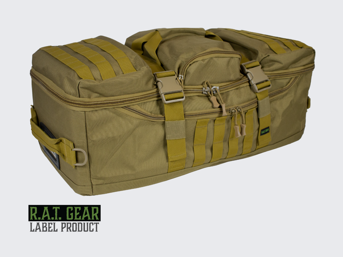 Kojootin ruskea monipuolinen ja muunneltava treenikassi / reppu. Coyote brun, mångsidig och anpassningsbar träningsväska / ryggsäck. Coyote brown versatile and customizable training bag / backpack.