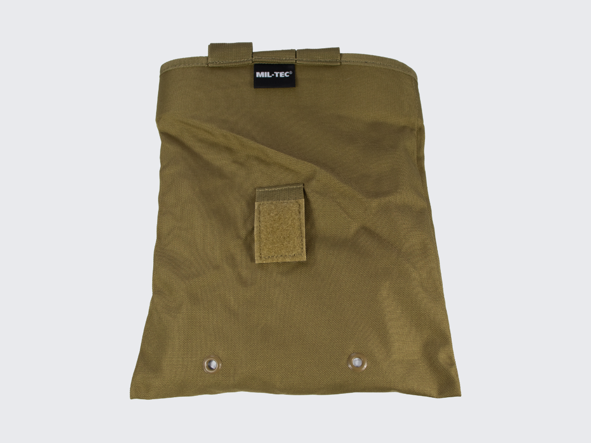 Kevyt ja kestävä, polyesteristä valmistettu coyote värinen MIL-TECin dumppipussi ampumaradalle tai metsälle. Lightweight and durable coyote color dump pouch by MIL-TEC® for the shooting range or hunting.