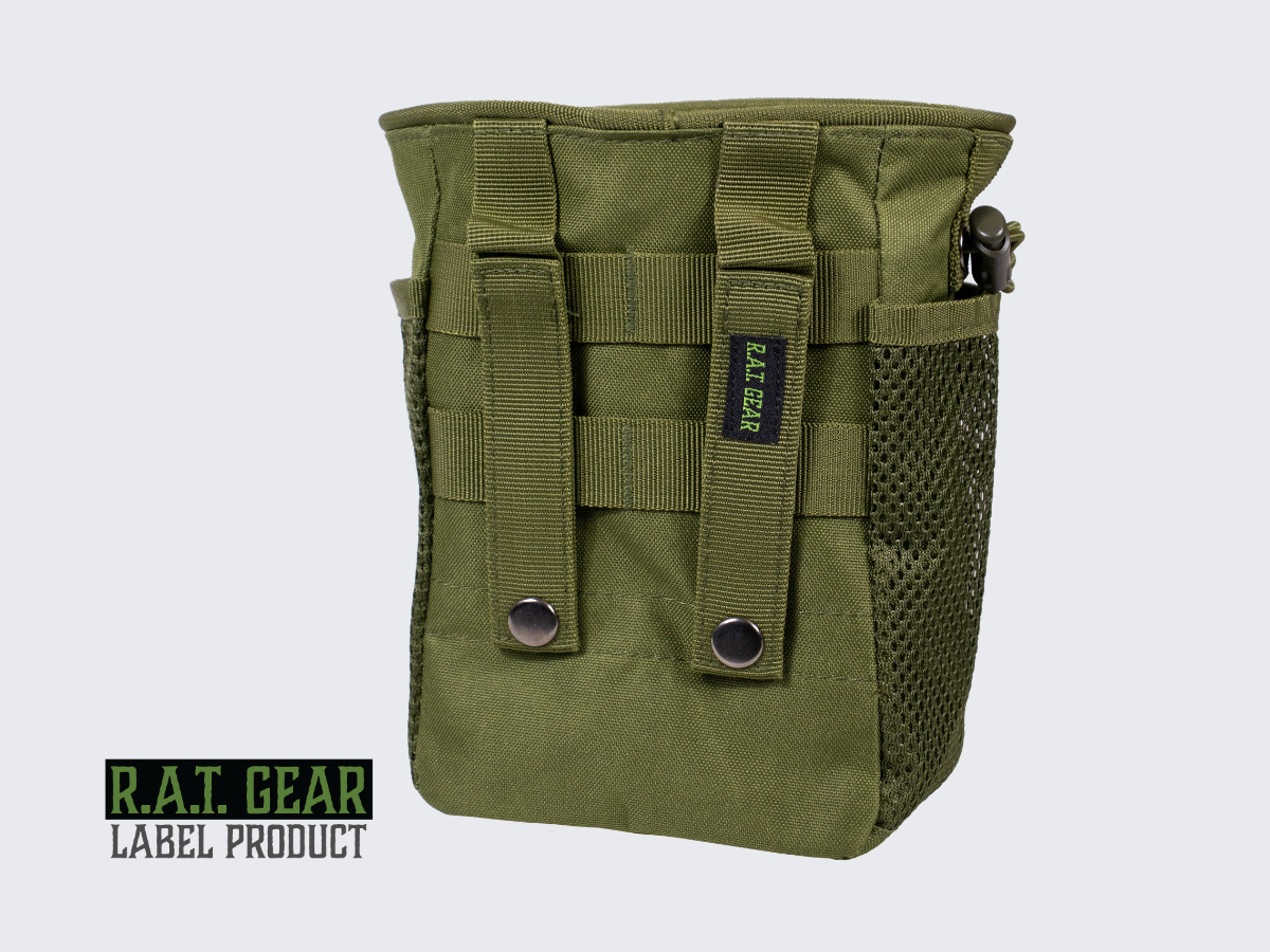 Vihreä dumppitasku kaikelle ylimääräiselle tavaralle ampuessa tai retkeillessä. Green dump pouch for all extra stuff when shooting, camping or hiking.