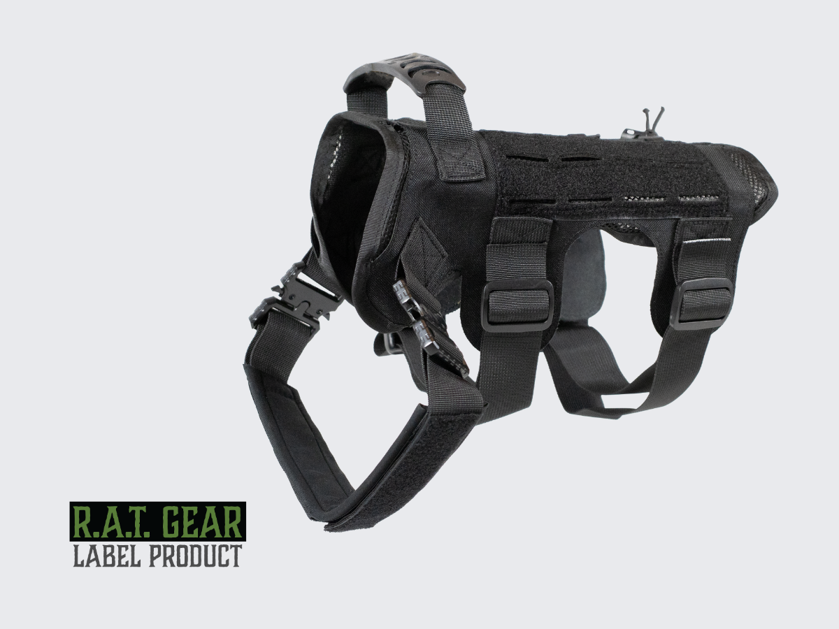 Mustat Cobra taktiset koiran valjaat. Black tactical dog harness.